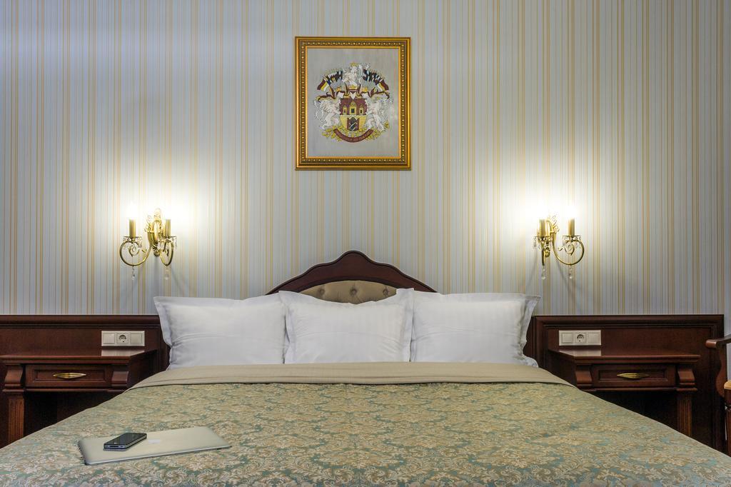 Villa Stanislavskyi Hotel Lviv Ngoại thất bức ảnh