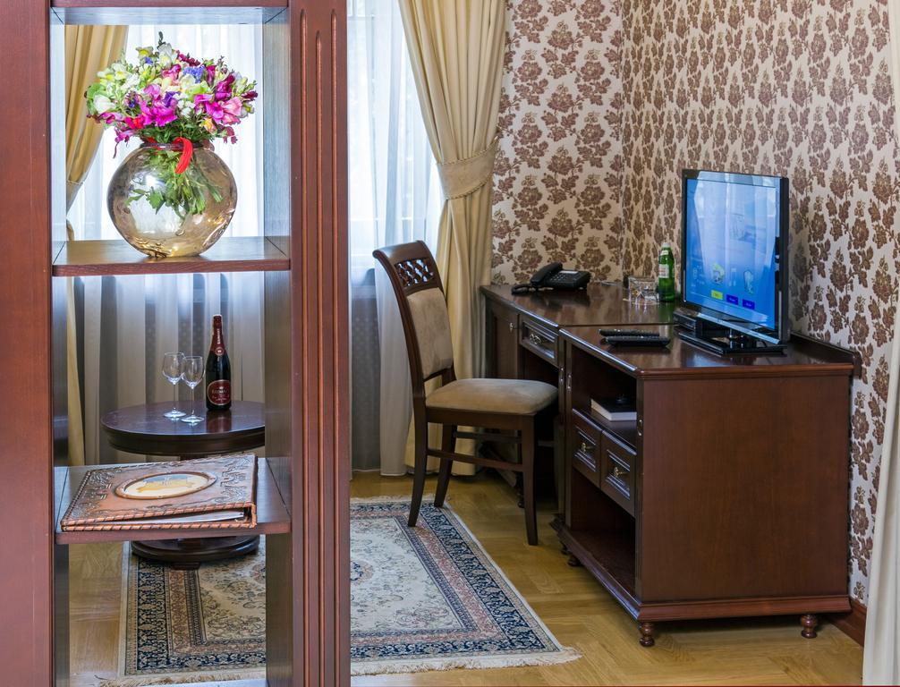 Villa Stanislavskyi Hotel Lviv Ngoại thất bức ảnh