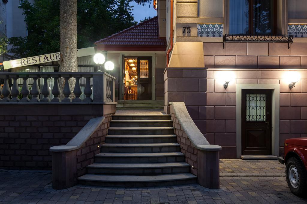 Villa Stanislavskyi Hotel Lviv Ngoại thất bức ảnh